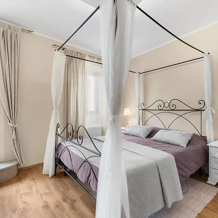 Rustic San Vincenti